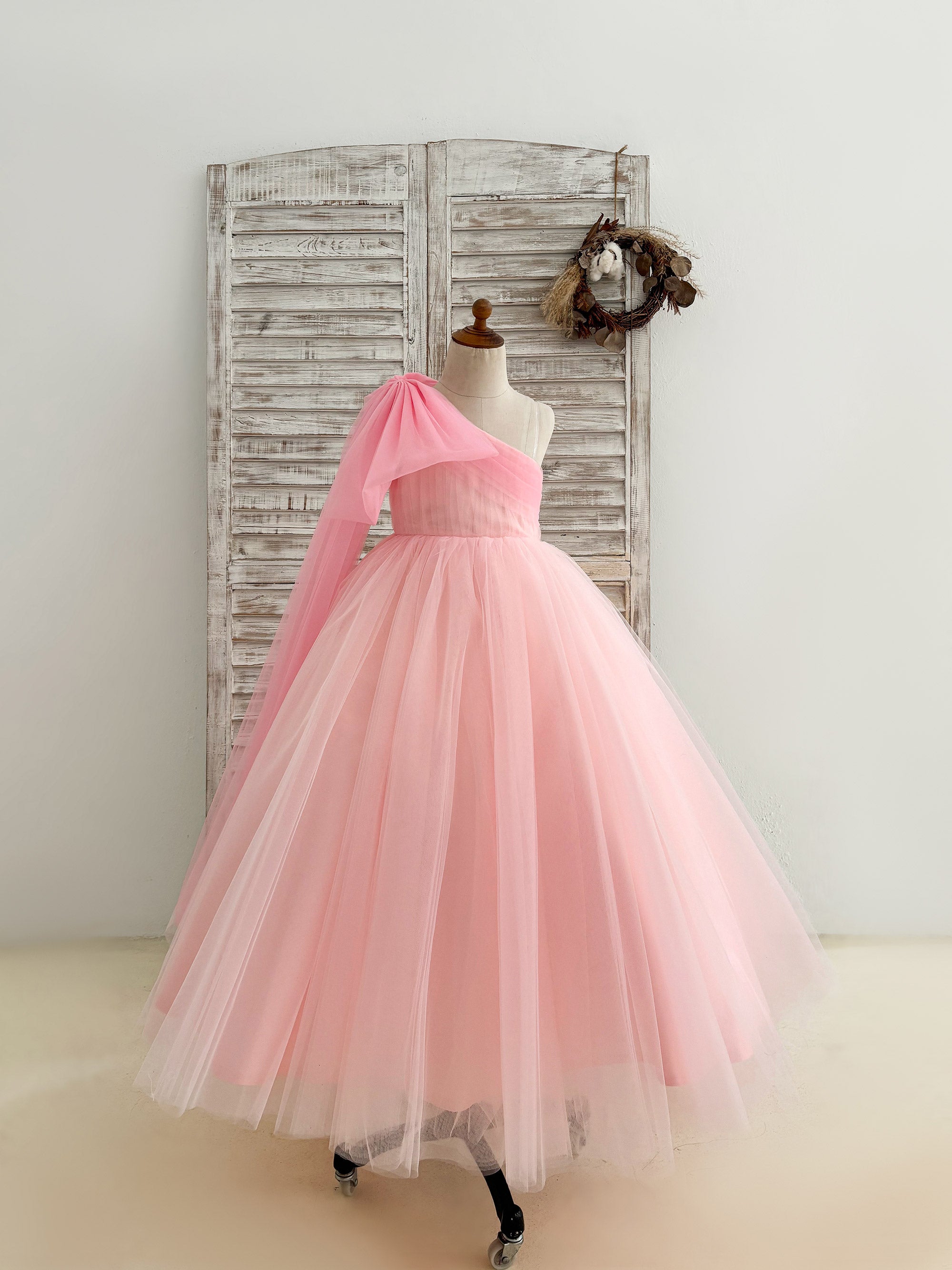 Beautiful Flowergirl Dresses. Stores Nationwide or Online | WED2B